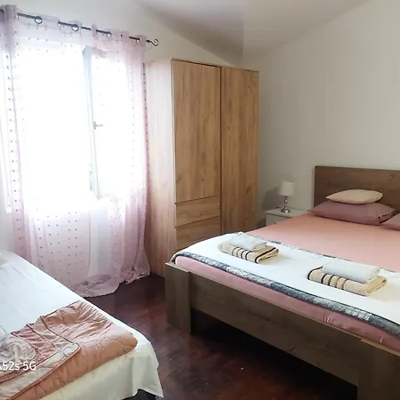 Apartment Providenca Gradac (Split-Dalmatia)